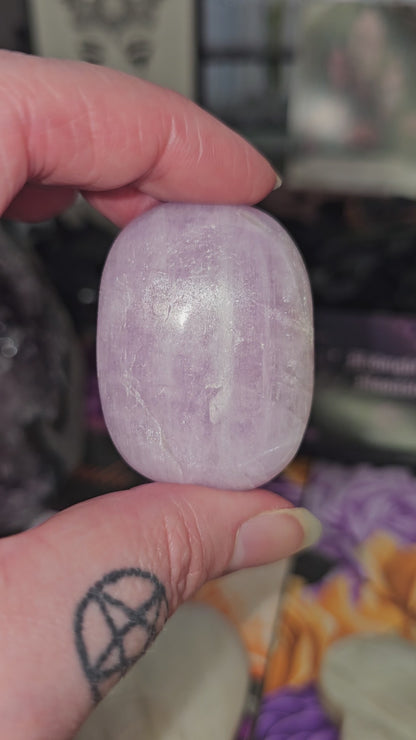 Kunzite Palmstone