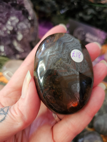 Tigers Iron Palmstone