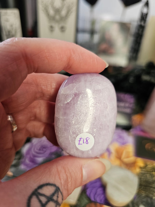 Kunzite Palmstone
