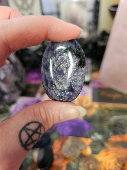 Bloodshot Iolite Palmstone